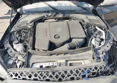 2023 Mercedes-Benz C 300 Sedan z USA, uszkodzony, nr VIN W1KAF4GB3PR149886